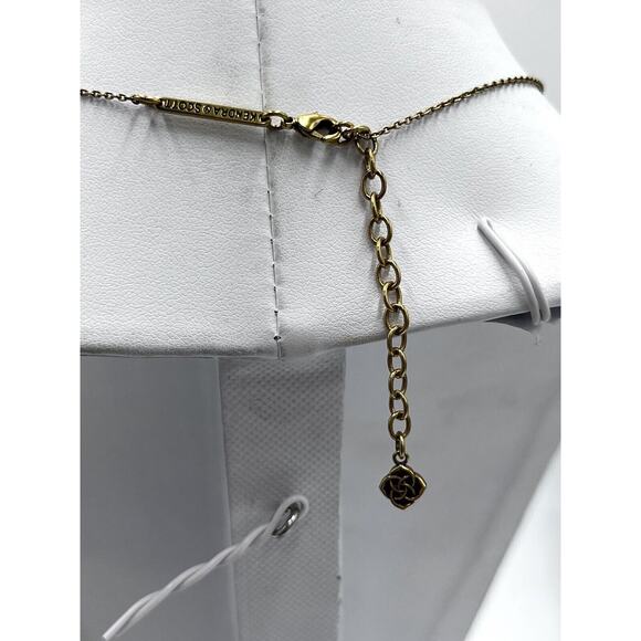 Kendra Scott Margot Vintage Gold Chain And Pendant in White Abalone Necklace - Picture 15 of 16